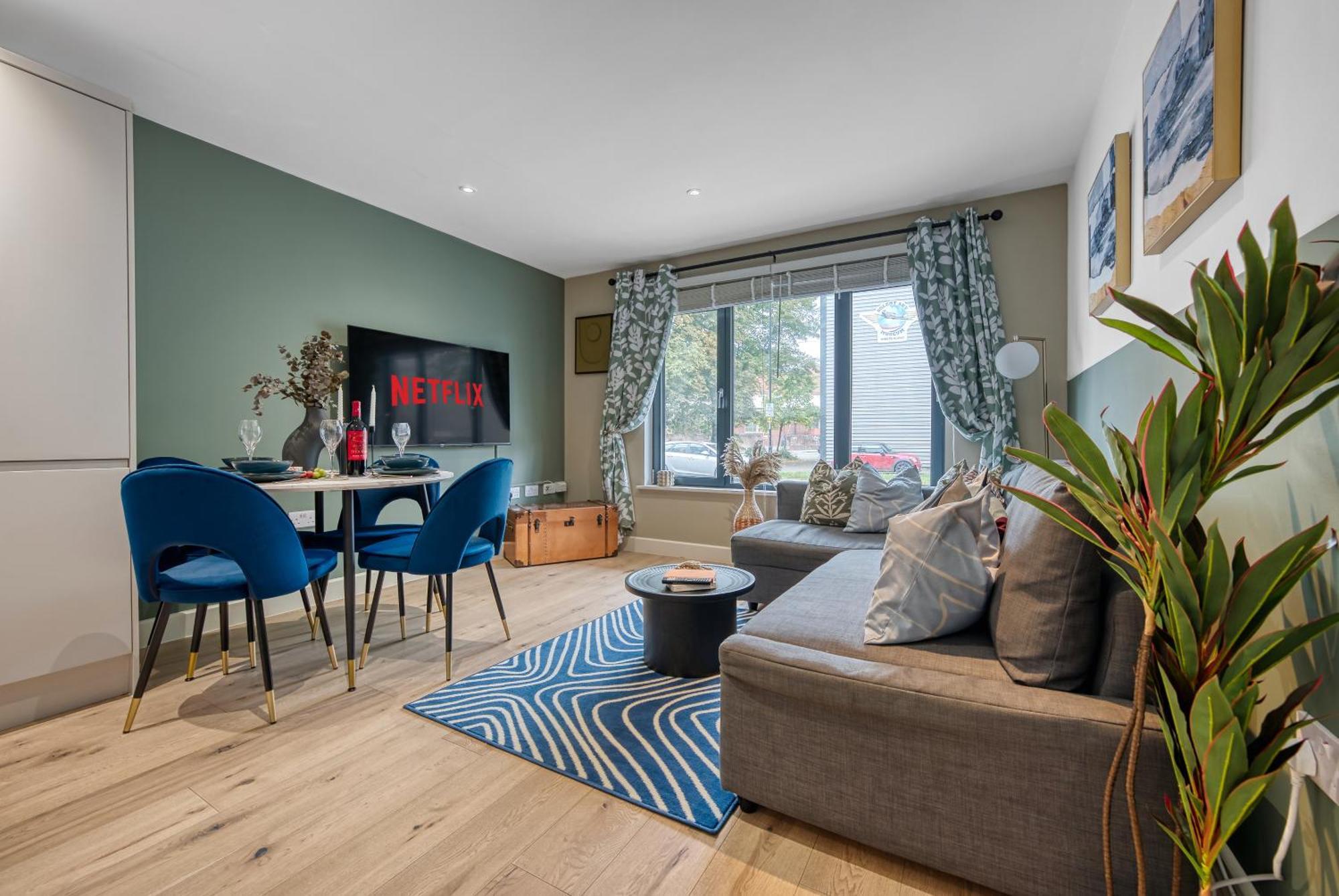 1 Bedroom Ocean Village Luxurious, Stylish & Cosy Apartment, Central Location In Southampton, Sleeps 4 - Summer Special Offer! - By Blue Puffin Stays Exterior photo